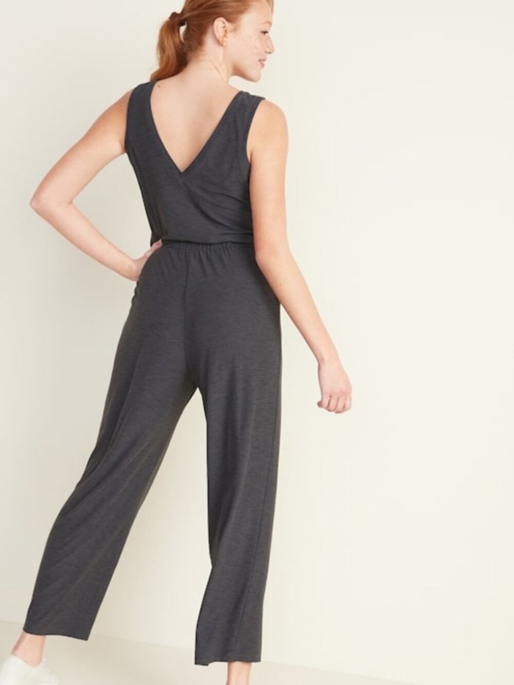 Breathe Old Navy V-Neck Wide-Leg Jumpsuit for Women, Size S, Charcoal Gray - Picture 2 of 6